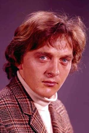 persons/2024-08-16/david-hemmings-44De37NQX5Lcr7jfttNqwP9Sspq.jpg