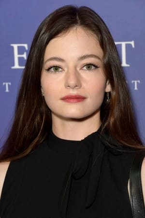 persons/2024-08-16/mackenzie-foy-7rjkPOMHcQk8LchnmiHdyqVLeRq.jpg