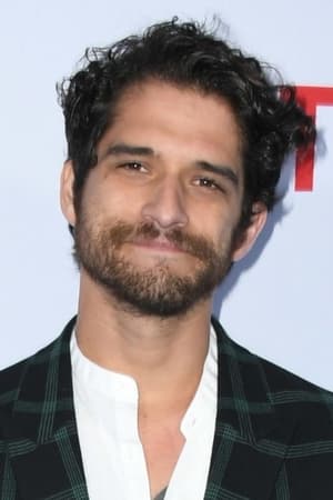 persons/2024-08-16/tyler-posey-lnJVXeudHvCJ1syPtFwhparzHfV.jpg