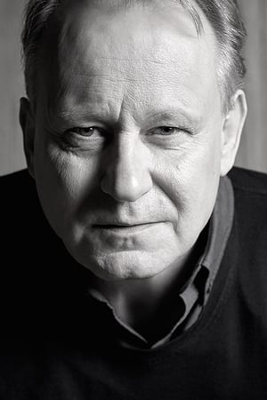 persons/2024-08-17/stellan-skarsgard-lmEQGmX46Dm0rwM5Ien9R8m65OW.jpg