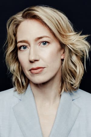 persons/2024-08-19/carrie-coon-vWChiHhXFjZVKC6HbACyyRFmdW4.jpg