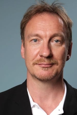 persons/2024-08-19/david-thewlis-k4TgyrLmNEtOe4VhsczuchiL3h2.jpg