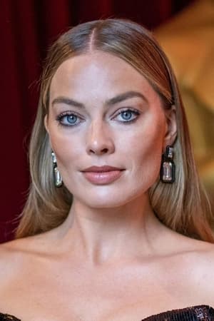 persons/2024-08-19/margot-robbie-yWcRkMtYrSvCnqidmd5wIE9QbAi.jpg