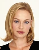 Samantha Mathis