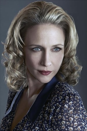 persons/2024-08-19/vera-farmiga-29b8Kp44lOf9F07DtOUuW28wph6.jpg