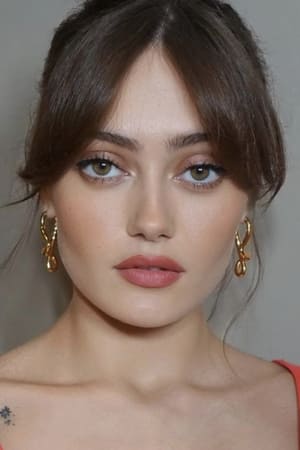 persons/2024-08-20/ella-purnell-nVGfBAZnrj8O5TwMZ8YBf7wwAVG.jpg