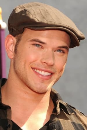 persons/2024-08-20/kellan-lutz-rInYKEV2XGVpB0eJKMu8kz61tMi.jpg