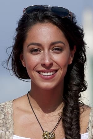 persons/2024-08-20/oona-chaplin-4j7XyRjJjNkZsHDU2wa0iJg6qpe.jpg