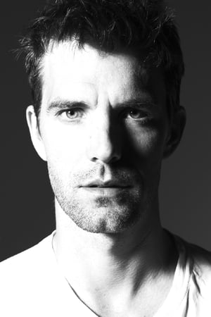 persons/2024-08-21/lucas-bryant-3g9G4uR0mkE6twA7ckKsUicVsxR.jpg