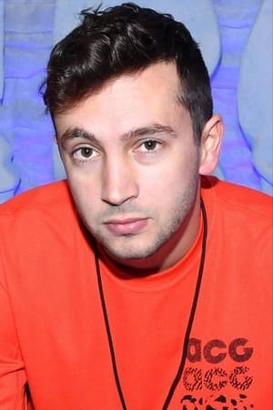 persons/2024-08-21/tyler-joseph-5y721YMVKhAilt6gNUn7lozjULg.jpg