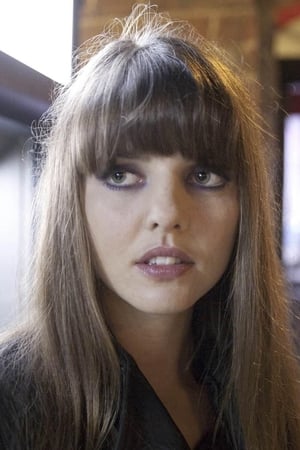 persons/2024-08-23/ophelia-lovibond-ur6DIvWhnIq4DTJY3DH2pp41LnA.jpg