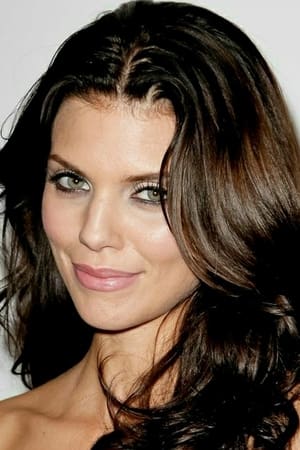 persons/2024-08-25/annalynne-mccord-hDTPjgTYXUrTm6SfqYxfhDbV697.jpg