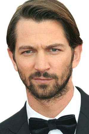 persons/2024-08-25/michiel-huisman-pCxnCahwncPtWZw61Sy5qFgSkJ2.jpg