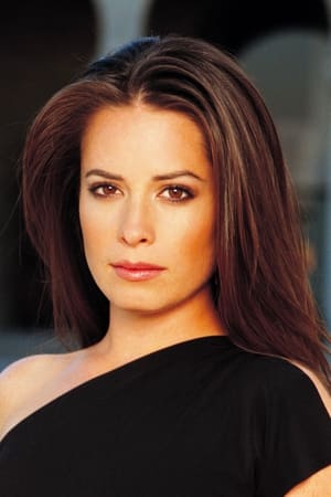 persons/2024-08-26/holly-marie-combs-7jWVmvzDkHkjUfWa0PjFLG4VR82.jpg