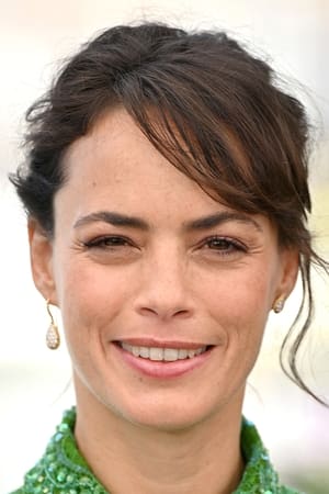 persons/2024-08-27/berenice-bejo-kcSaFoK372PwvmMhVOkF0aWN33i.jpg