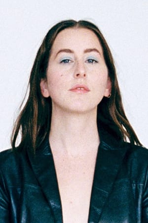 persons/2024-08-28/alana-haim-aqXqHdAEUCNxKiEoIgAAxJFCk5E.jpg