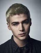 Miles Heizer