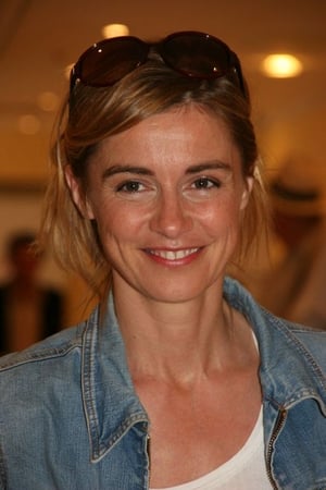 persons/2024-08-30/anne-consigny-jkWnYMih7sHDjkvsCBUOLJiT8jg.jpg