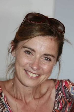 persons/2024-08-30/anne-consigny-rjAvKN3s3R3CwOJeSswJtT40LyS.jpg