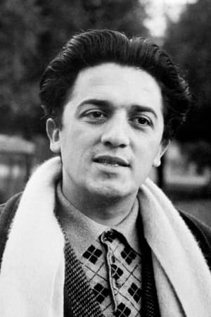 persons/2024-08-30/federico-fellini-r0GTpMWUrxgPRbMmv38mNggOBvA.jpg