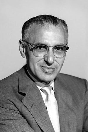 persons/2024-08-30/george-cukor-rJc1VoMfPasdWYhGyNOGn9EgfcR.jpg