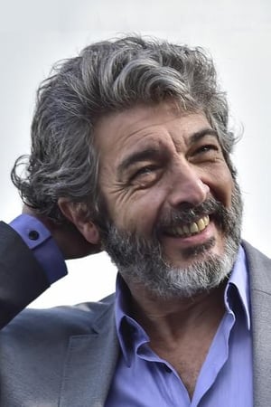 persons/2024-08-30/ricardo-darin-qnlJwkhdd8ST5UrPSYtf2IXxUPE.jpg