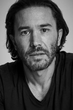 persons/2024-08-30/tom-pelphrey-ztbTooEf7E5CDpd8LEzD6Y4XWbO.jpg