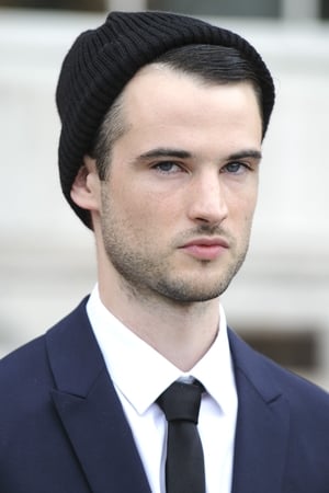 persons/2024-08-30/tom-sturridge-mM5QNLda4PNUvUHWi6xQMJiDQrS.jpg