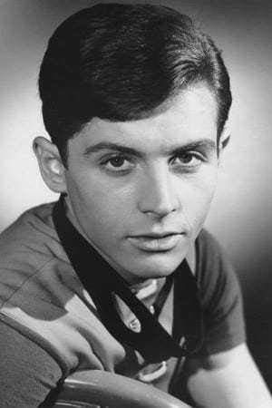 persons/2024-08-31/burt-ward-9mXSBunzhcx239hy23s7dQrKcP.jpg