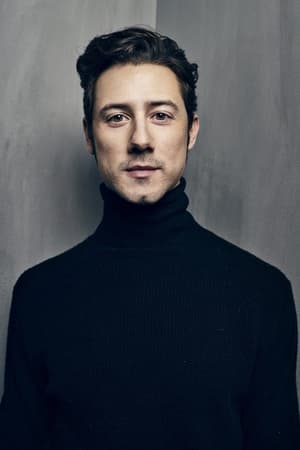 persons/2024-08-31/hale-appleman-5ZTFxCp4zpowltVV3yYtVYopJu6.jpg