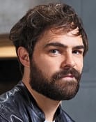 Peter Lanzani