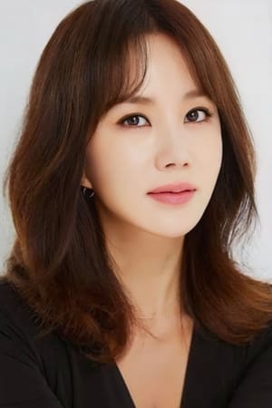 persons/2024-09-01/uhm-jung-hwa-11etWoT2EpTNysWuOEF7OKjWIzG.jpg