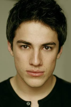 persons/2024-09-03/michael-trevino-1dybn9B8UM8C0DrTgYOpBE7bsPT.jpg