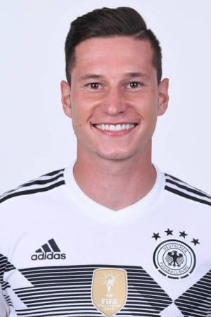 persons/2024-09-11/julian-draxler-ufDCNTdVj0VNpduO3YVNlzApoXv.jpg