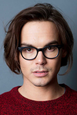 persons/2024-09-11/tyler-blackburn-jbRN9RTtG3fZPSsm21dYQM4ipH5.jpg