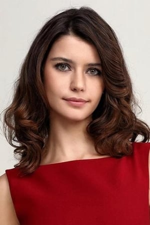 persons/2024-09-12/beren-saat-zbXAJppkYJpfxDlxY1aQJXRxvX0.jpg