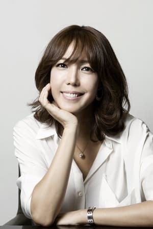 persons/2024-09-12/jeon-su-kyung-oawoaHL1asfm3MnscqFFvGq8ngT.jpg