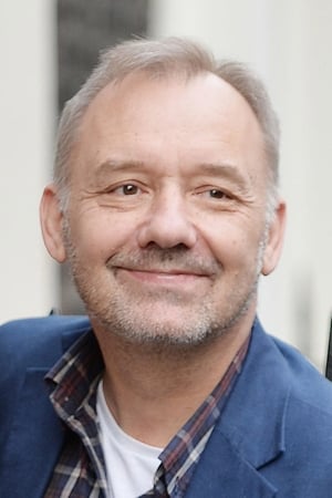 persons/2024-09-16/bob-mortimer-epY4sAhBlj9RiKbMA2J0dmEy7S2.jpg