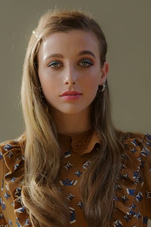 persons/2024-09-18/emma-chamberlain-9zoDJD0ZDkZ3OtRYQki3FbilzYw.jpg