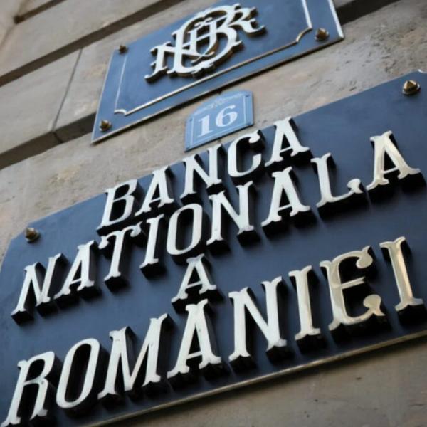 România menține rata de politică monetară la 6,5%, constatând incertitudini