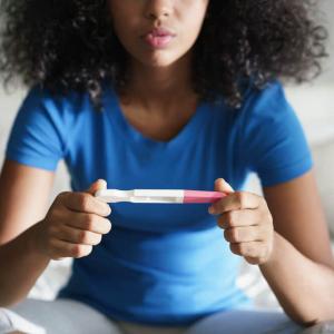 Four causes that lead to a false positive pregnancy result!