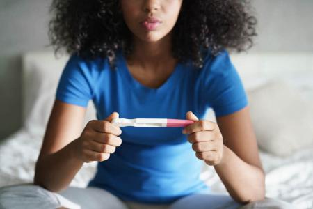 Four causes that lead to a false positive pregnancy result!