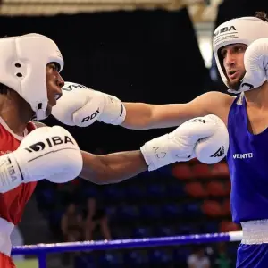 Patru boxeri români s-au calificat în sferturile de finală ale Campionatului Mondial de box